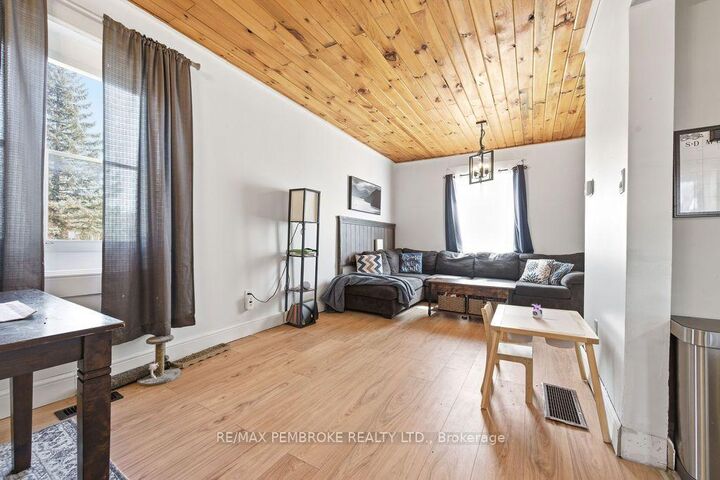 Property Photo: 503 Miller Street ON K8A 5Z7