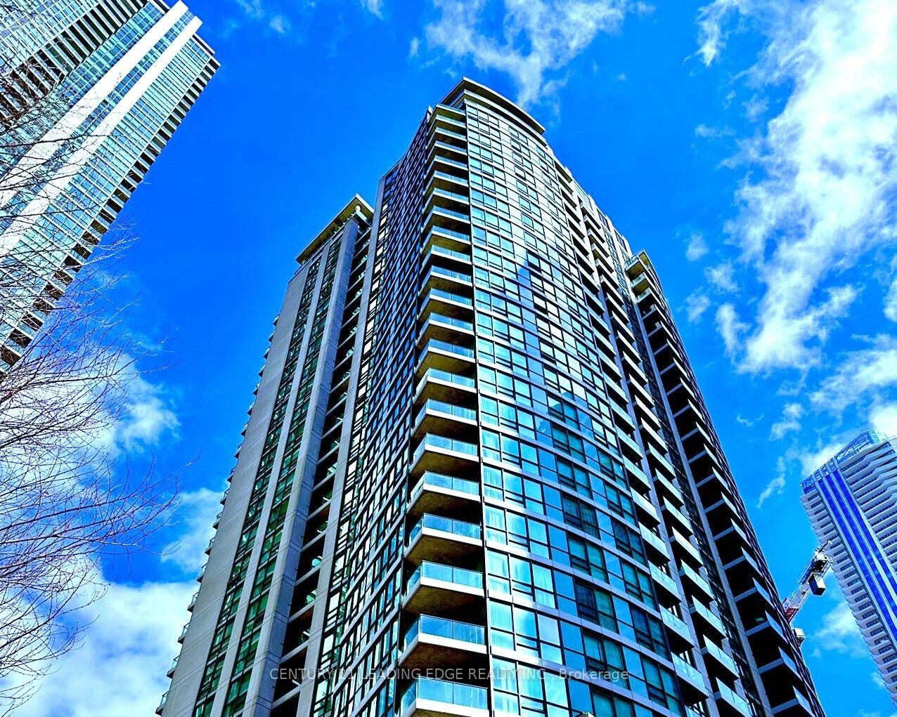 Property Photo:  12 Yonge Street 2203  ON M5E 1Z9 