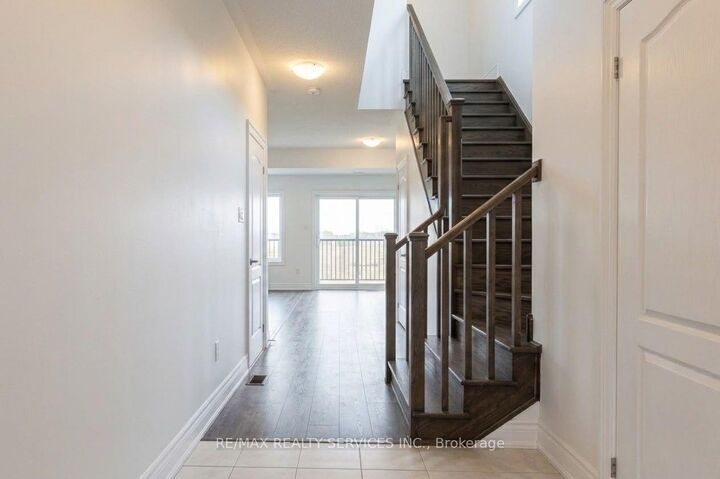 Property Photo: 71 Sunset Way ON L2V 0C8