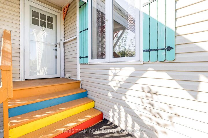 Property Photo:  13 Sunrise Circle  ON L3Z 2A5 