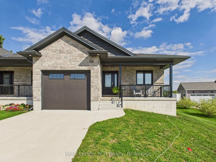 Property Photo: 36 Jordan Crescent ON N0G 1E0