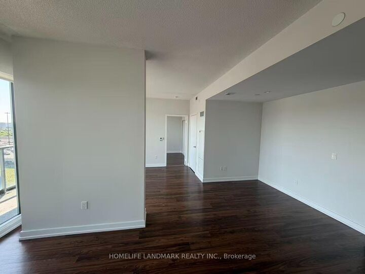 Property Photo:  117 McMahon Drive 801  ON M2K 0E4 