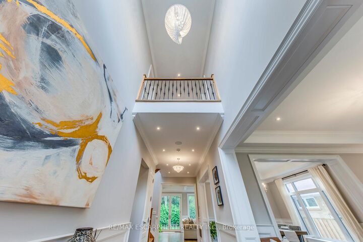 Property Photo: 436 Willis Drive ON L6L 4V5