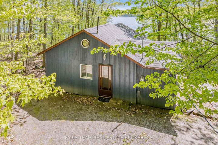Property Photo:  112 Farlain Lake Road E  ON L9M 0B5 