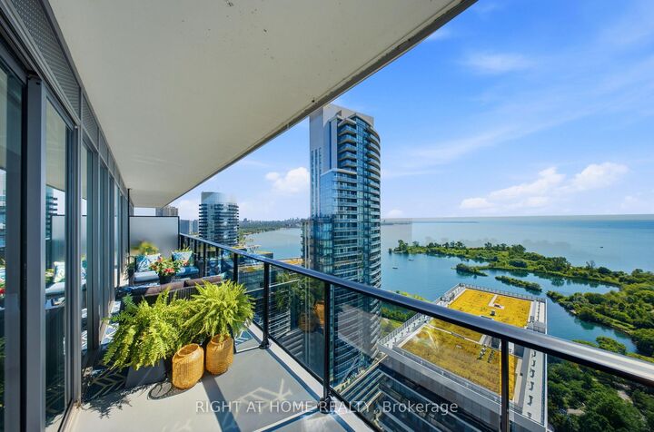 Property Photo: 70 Annie Craig Drive 2605 ON M8V 0G2