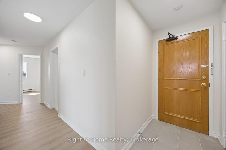 Photo de la propriété: 108 Water Street 301 ON L9L 1R2