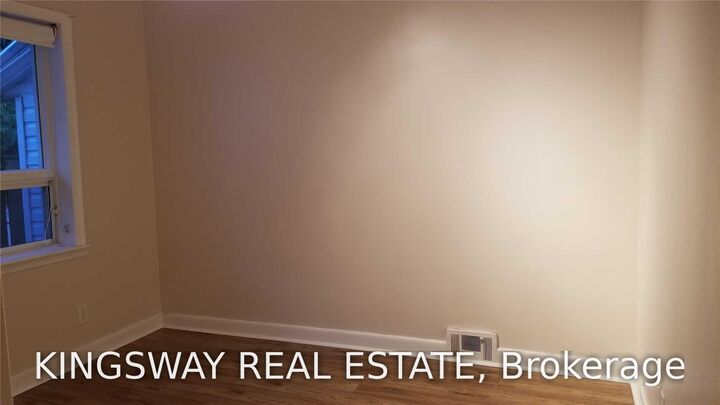 Property Photo: 465 Maple Grove Drive ON L6J 4V9