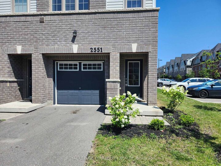 Property Photo: 2551 Barbarolli Path 115 ON L1L 0P9