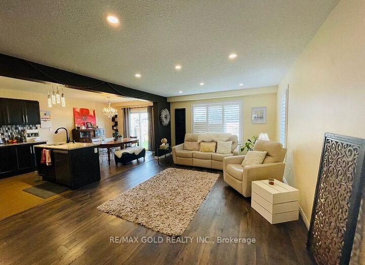 Property Photo: 1376 Caen Avenue ON N4T 0J3