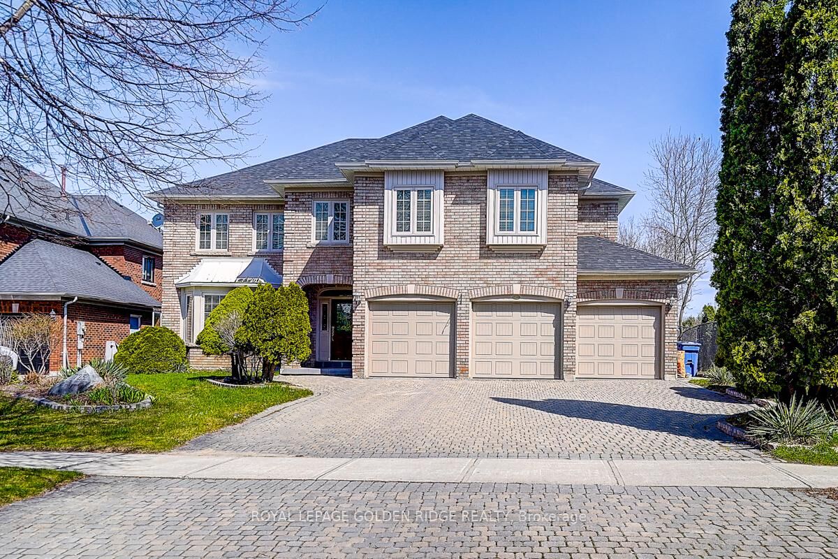 Property Photo: 725 Exceller Circle ON L3X 1P4