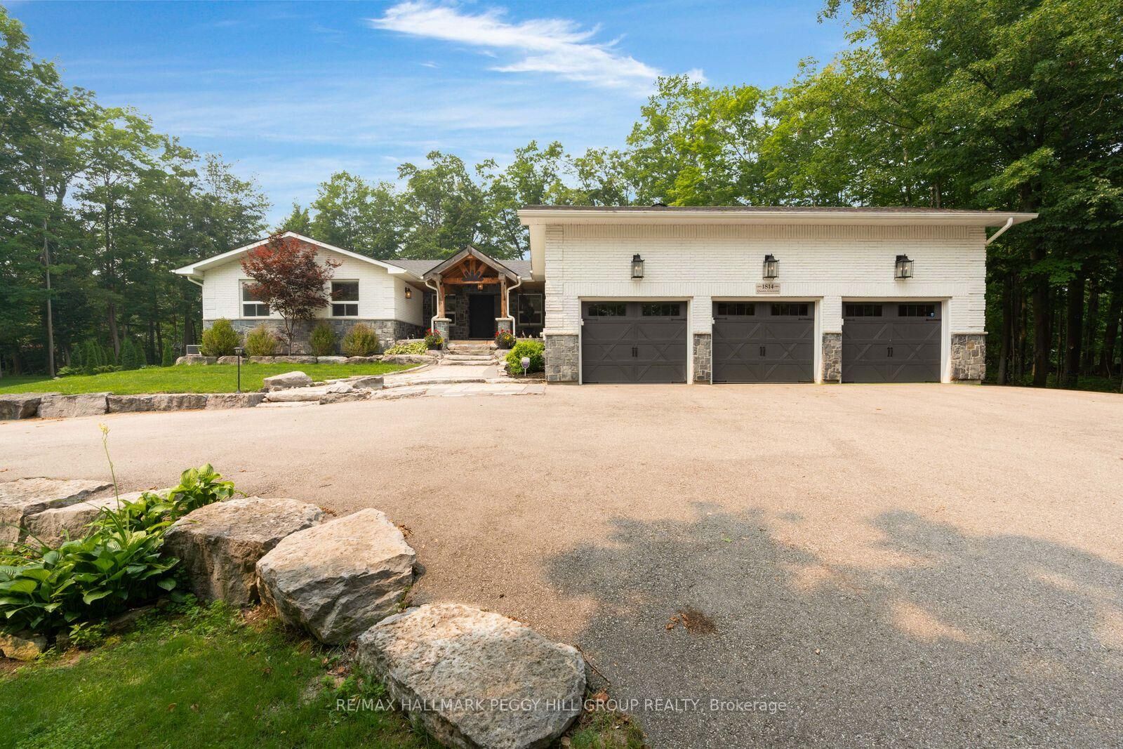 Property Photo:  1814 Quantz Crescent  ON L9S 1X2 
