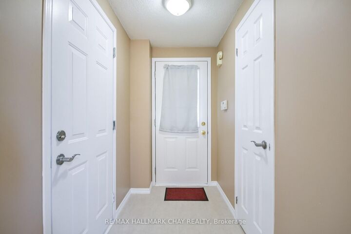 Property Photo: 17 Srigley Street ON L4N 0L9