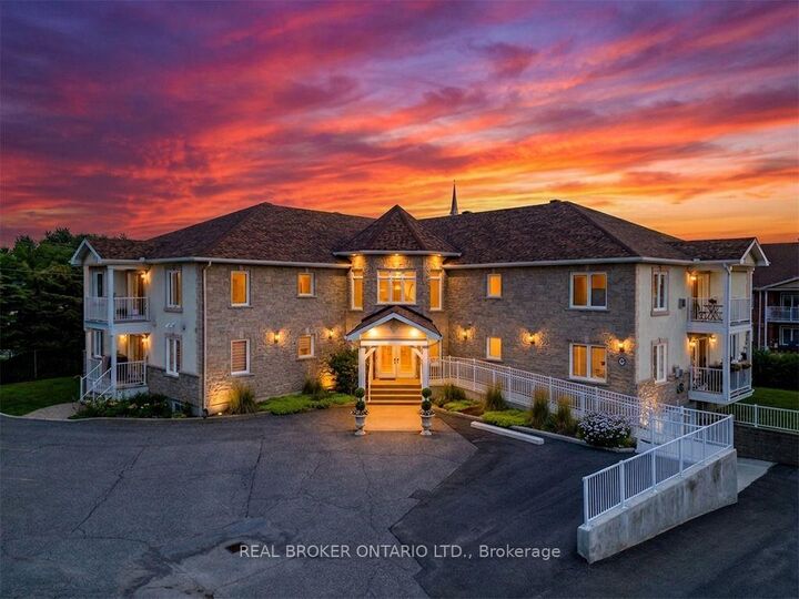 Property Photo: 32 La Croisee Street 103 ON K0A 1W0