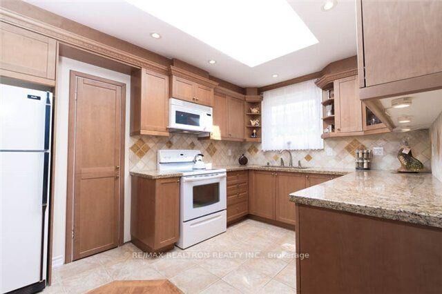 Property Photo: 1458 Bridge Road ON L6L 2E1