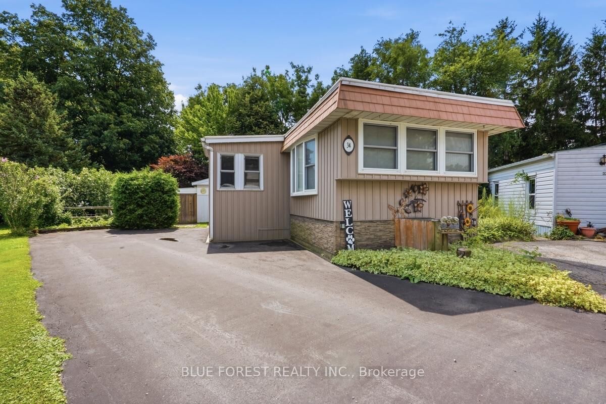 Property Photo: 3100 Dorchester Road 34 ON N0L 1G5