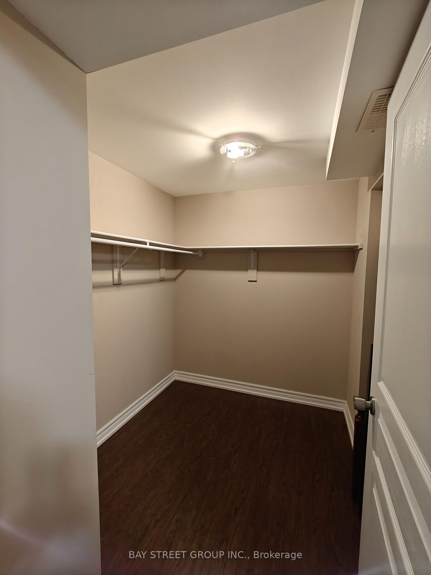 Property Photo:  80 Bush Ridges Avenue  ON L4E 0N6 
