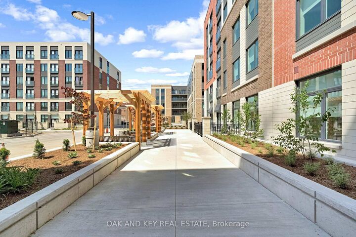 Property Photo:  385 Hill Street 401  ON N6B 1E3 