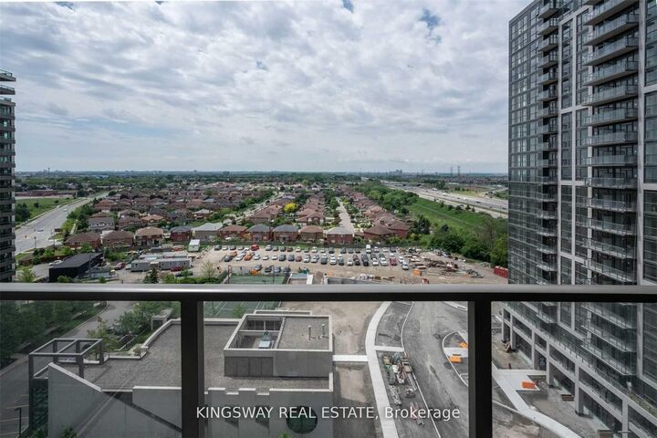 Property Photo:  339 Rathburn Road W 1512  ON L5B 0K6 