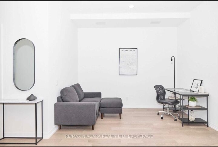 Property Photo:  7711 Green Vista Gate Subpenthouse #914  ON L2H 1R1 