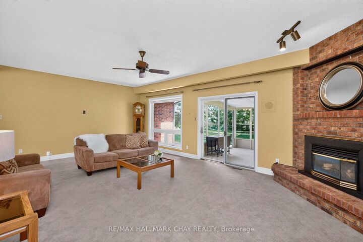 Property Photo:  75 Cathedral Pines Road  ON L4M 4Y8 