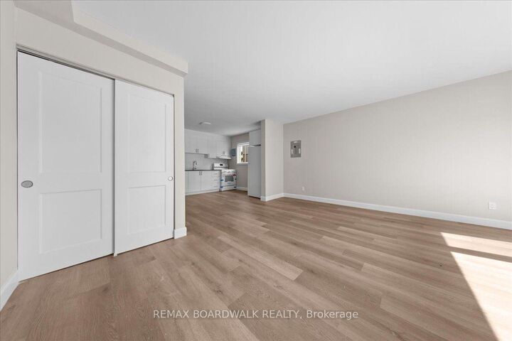 Property Photo: 999 Meadowlands Drive ON K2E 7Z8