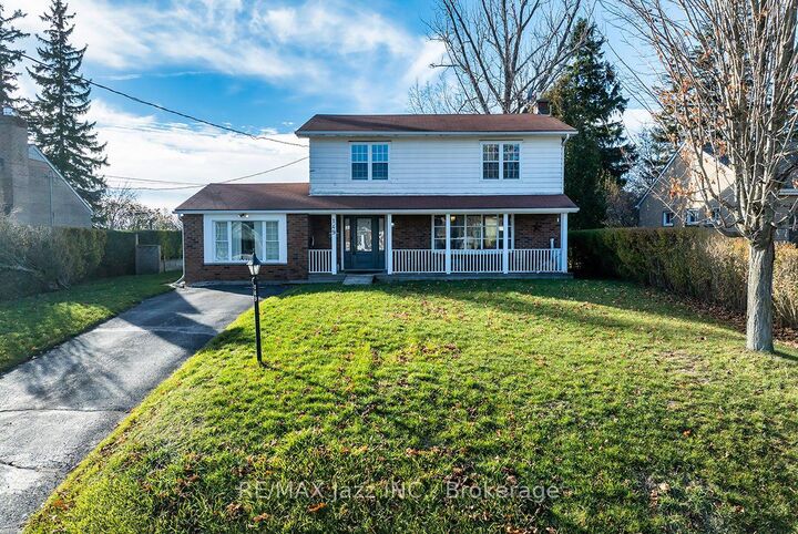149 Abbott Boulevard — photo 1