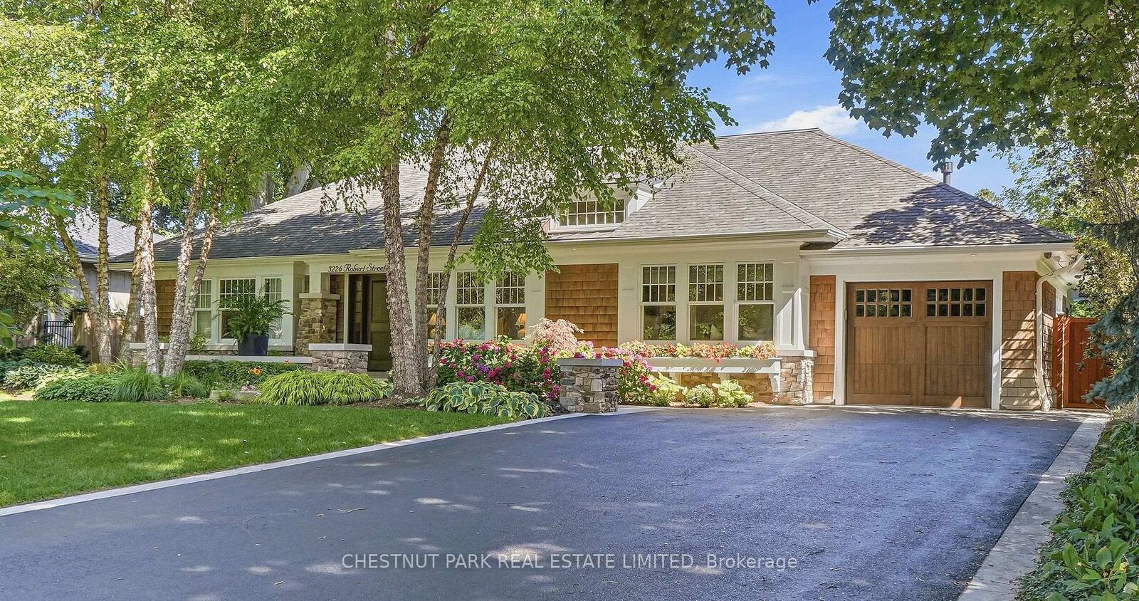 Property Photo:  3226 Robert Street  ON L7N 1E7 