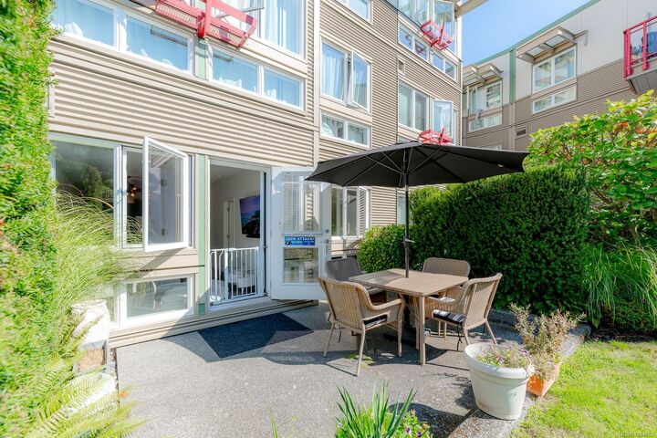 99 Chapel St #207 — photo 1