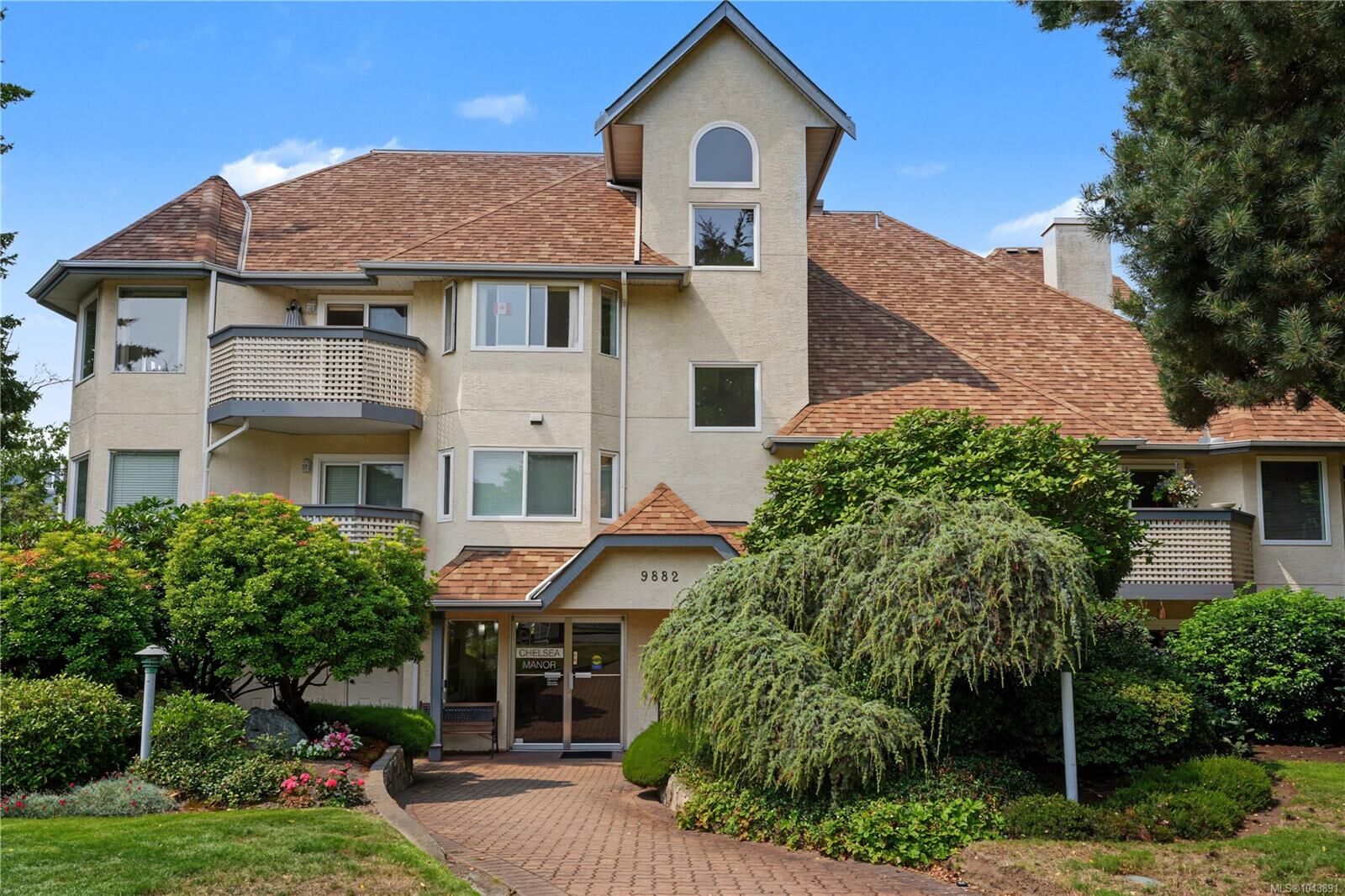 Property Photo: 9882 Fifth St #319 BC V8L 2X3