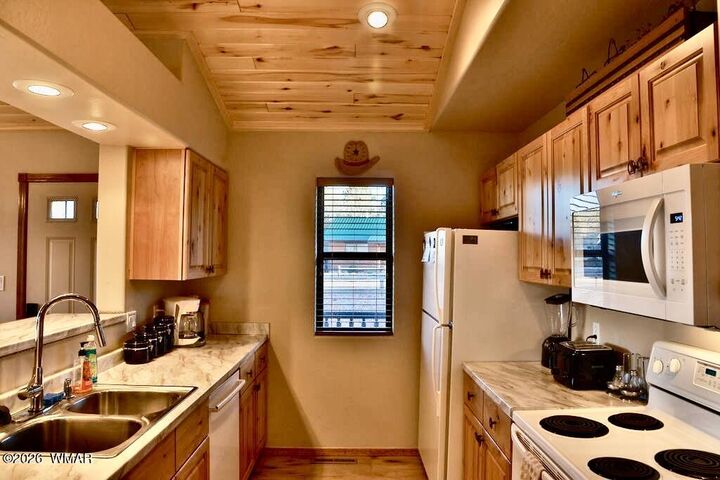 Property Photo:  2334 S Buffalo Loop  AZ 85933 