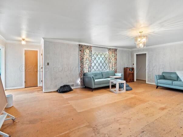 Property Photo:  2216 S Tyler Street  TX 79109-2635 