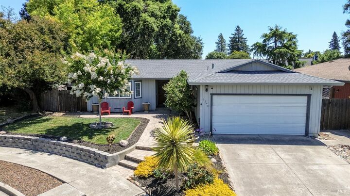 Property Photo:  2342 Baggett Court  CA 95401 