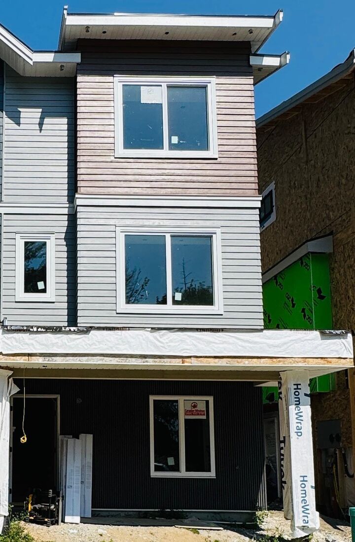 14755 68A Avenue 102 — photo 1