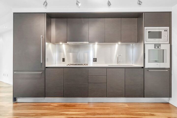 Property Photo:  1151 W Georgia Street 2703  BC V6E 0B3 