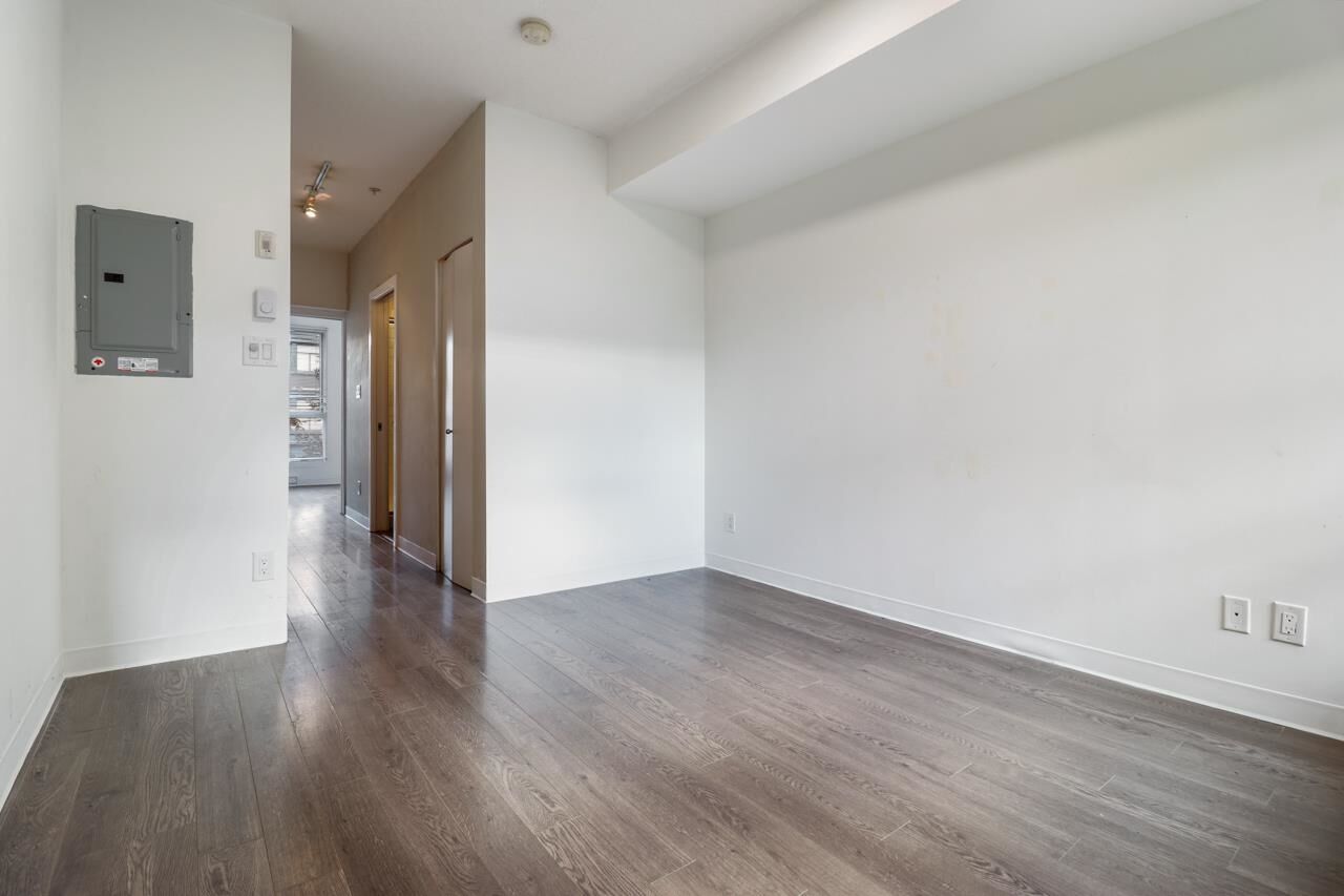 Property Photo: 138 E Hastings Street 202 BC V6A 0E6