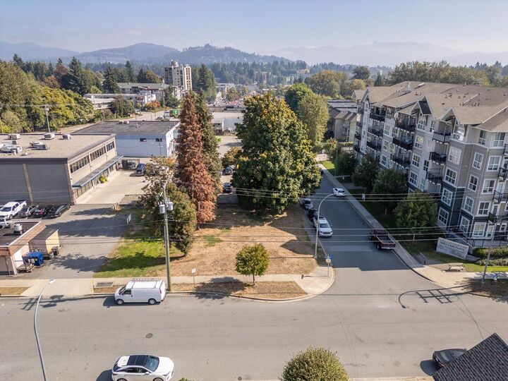Property Photo: 2612 E Bourquin Crescent BC V2S 1Y7
