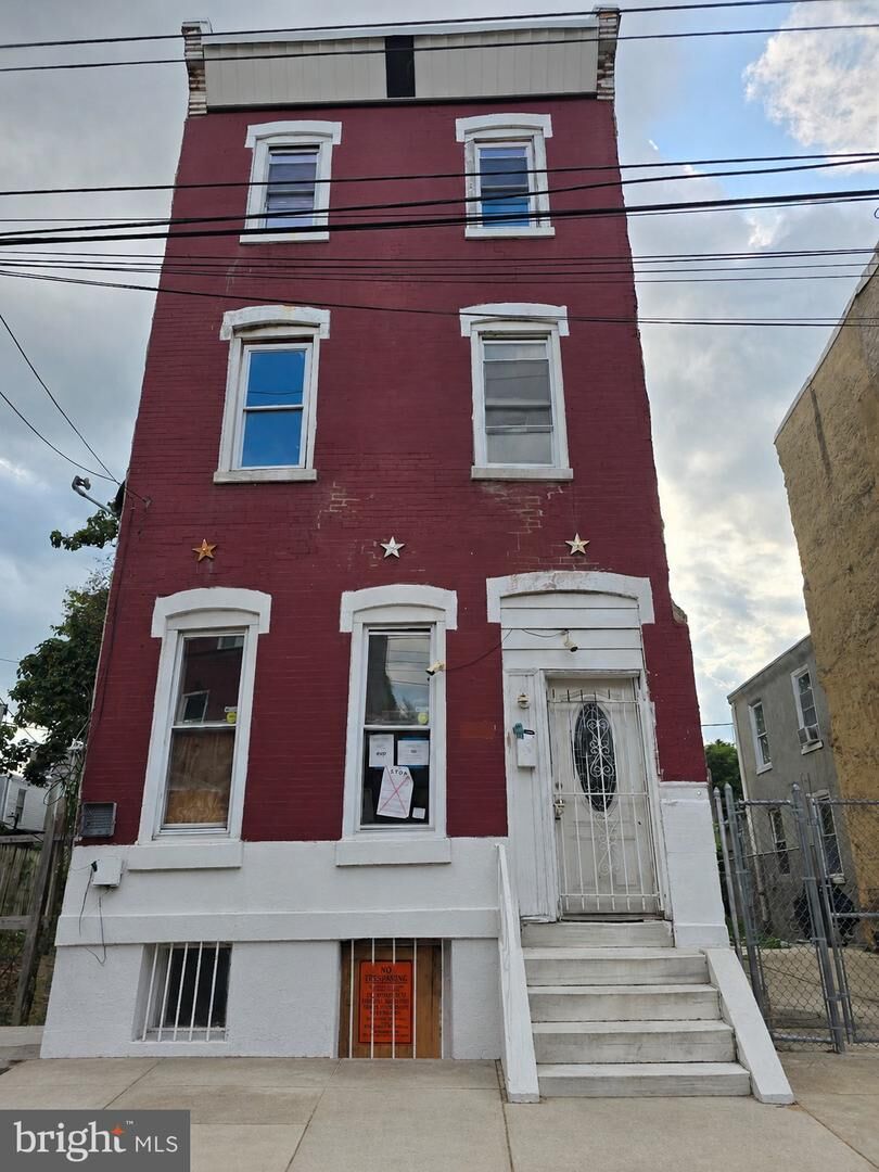 Property Photo:  1848 N 21st Street  PA 19121 