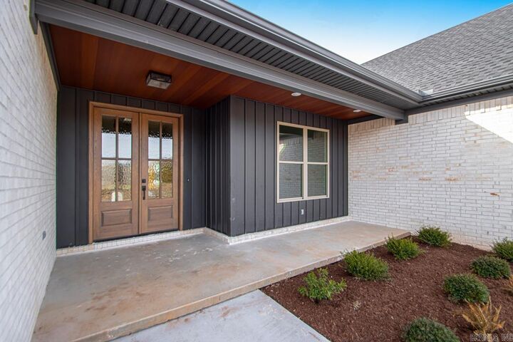 Property Photo: 602 Corondelet AR 72113