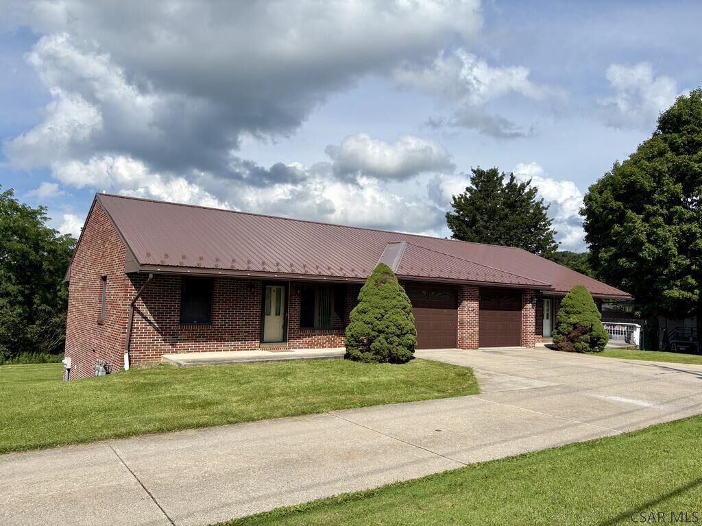Property Photo:  2837 Bedford Street 1  PA 15904 
