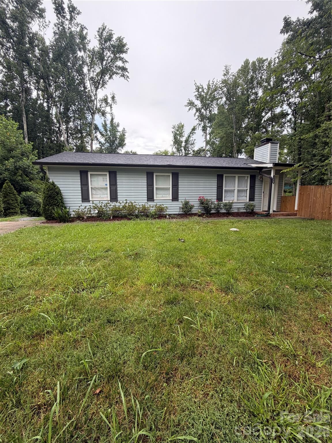Property Photo: 6625 Cool Water Court NC 28215