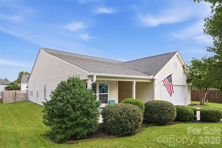 Property Photo:  5716 Piney Pointe Drive  NC 28025 