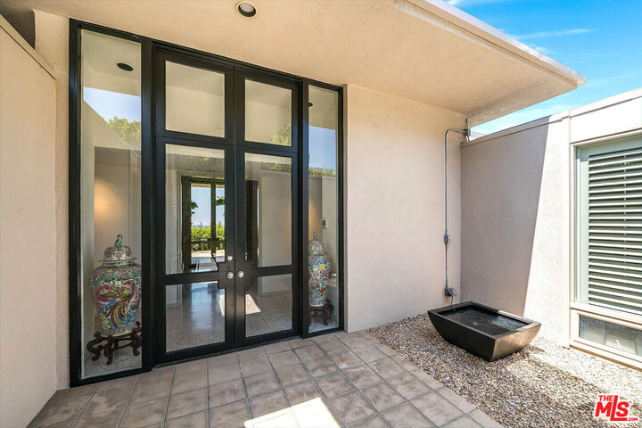 Property Photo:  9656 Lawlen Way  CA 90210 