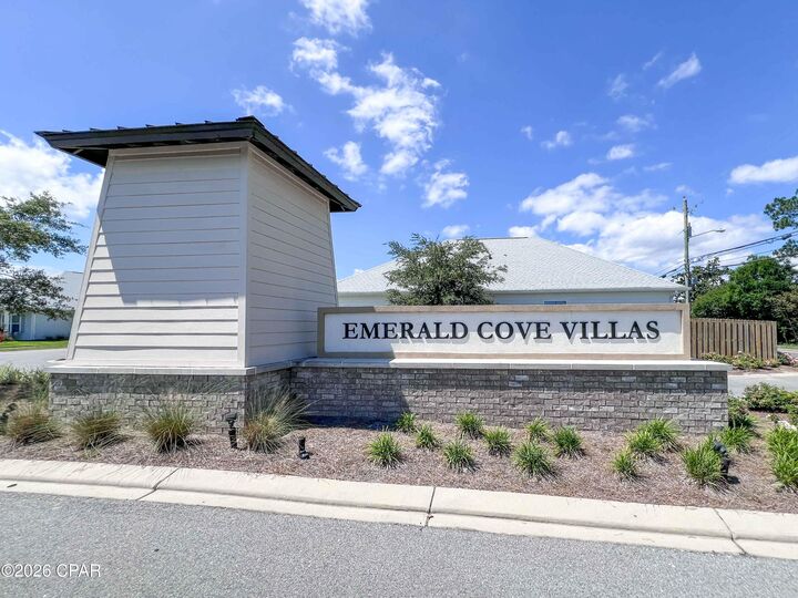 Property Photo:  244 Villa Bay Drive  FL 32407 