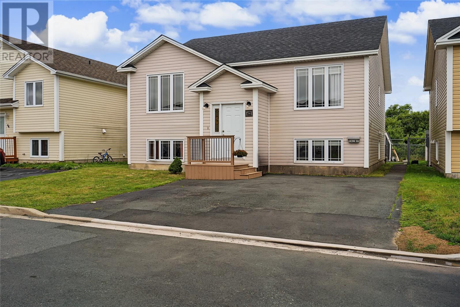 Property Photo: 42 Beauford Place NL A1A 5N4
