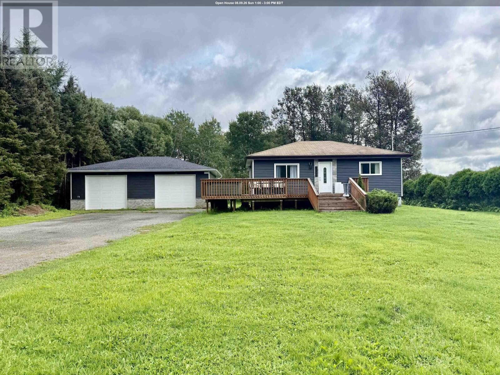 Property Photo:  4168 Vanguard Ave  ON P7K 1C9 