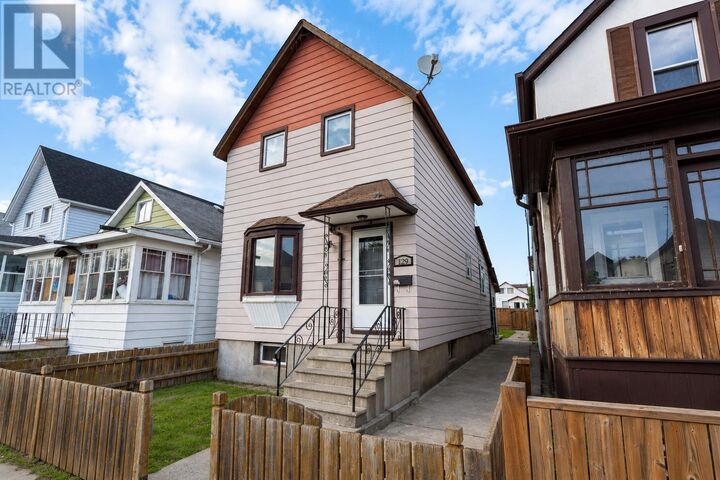 129 Heron St — photo 1