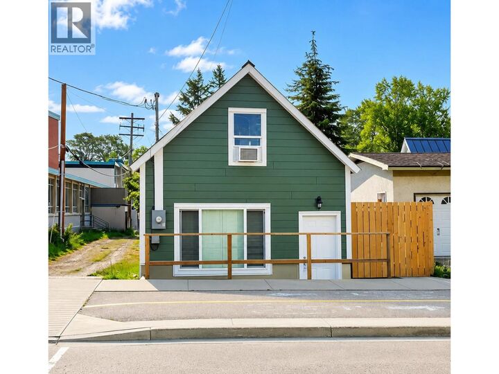 2342 Washington Street — photo 1