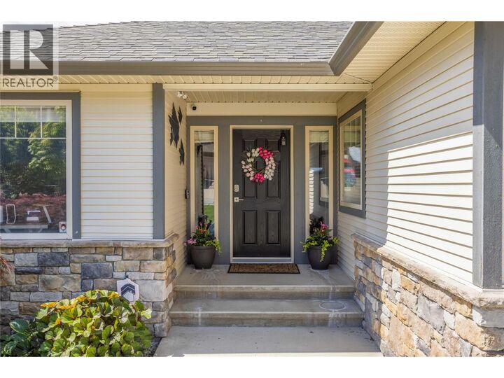 Property Photo: 2493 Ironridge Road BC V4T 2Y4