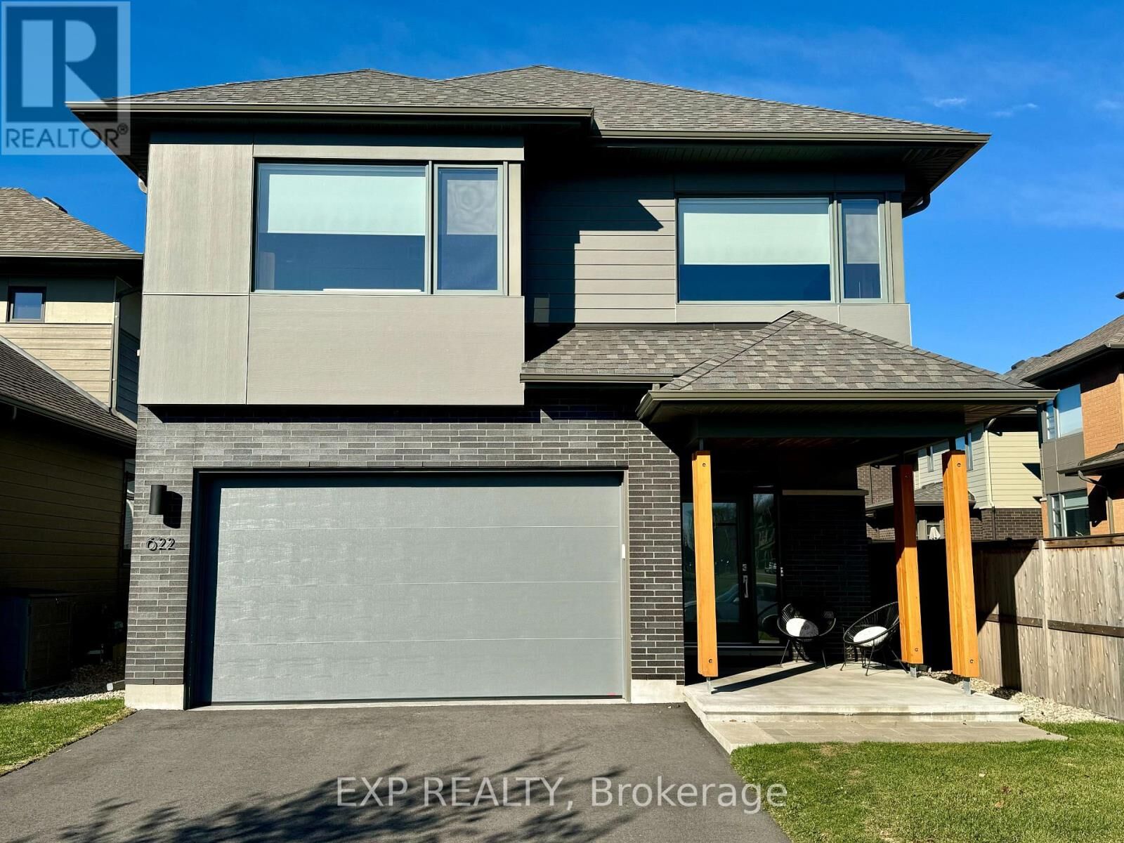 Property Photo: 622 Summerhill Street ON K4M 0C2