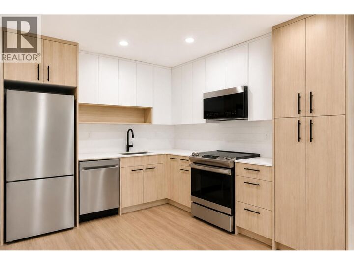 1380 Pridham Avenue 201 — photo 1